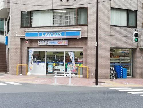 コンビニ　ローソン 三軒茶屋店（コンビニ）まで322m
