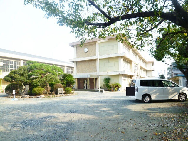 中学校　松阪市立殿町中学校（中学校）まで1165m