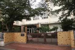 小学校　名古屋市立千年小学校（小学校）まで622m