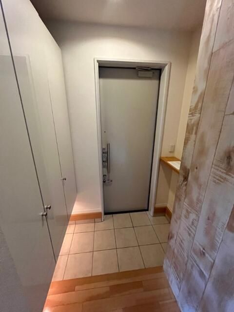 玄関　別部屋参考写真です
