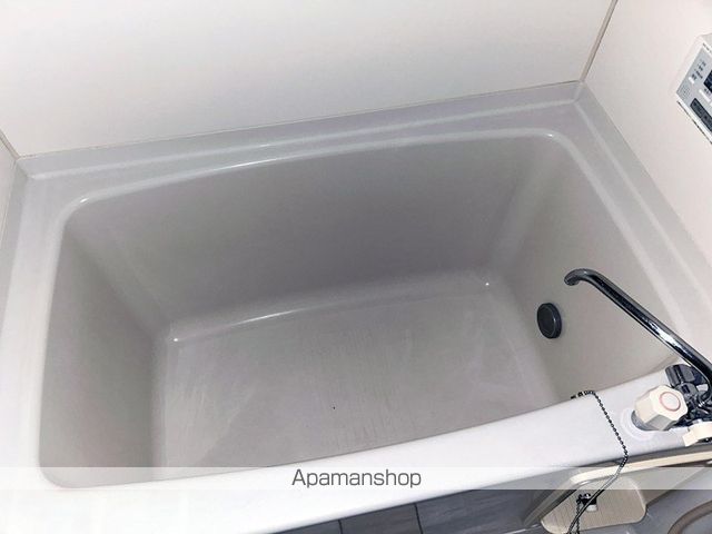 ＪＲ東海道本線 浜松駅 バス乗車時間：33分 最寄りバス停で下車 徒歩7分 2階建 築28年の風呂写真