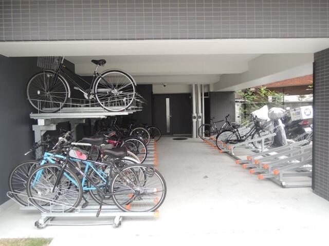 駐車場　駐輪場