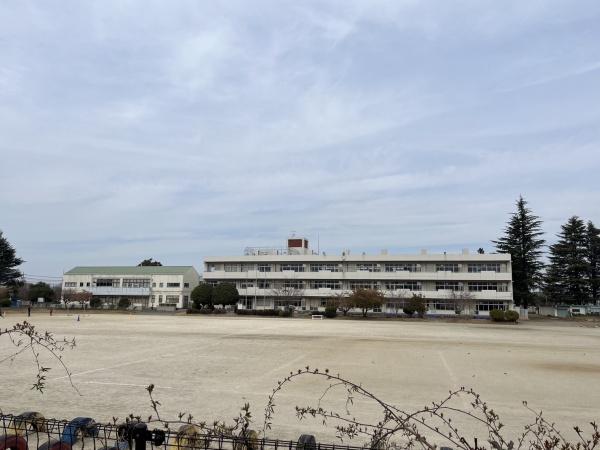 小学校　春日部市立桜川小学校（小学校）まで1099m
