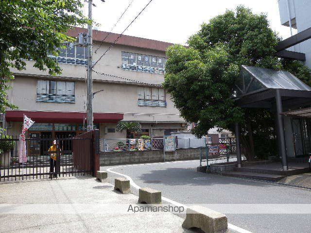 小学校　藤井寺市立小学校道明寺南小学校（小学校）まで1029m