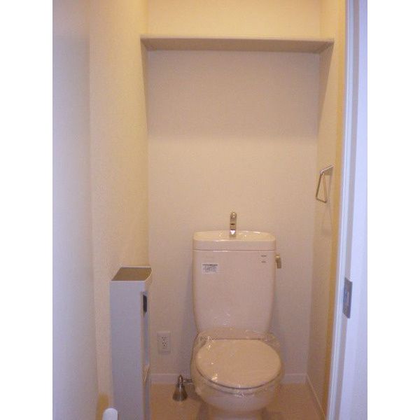 トイレ　コンパクトで使いやすいトイレです