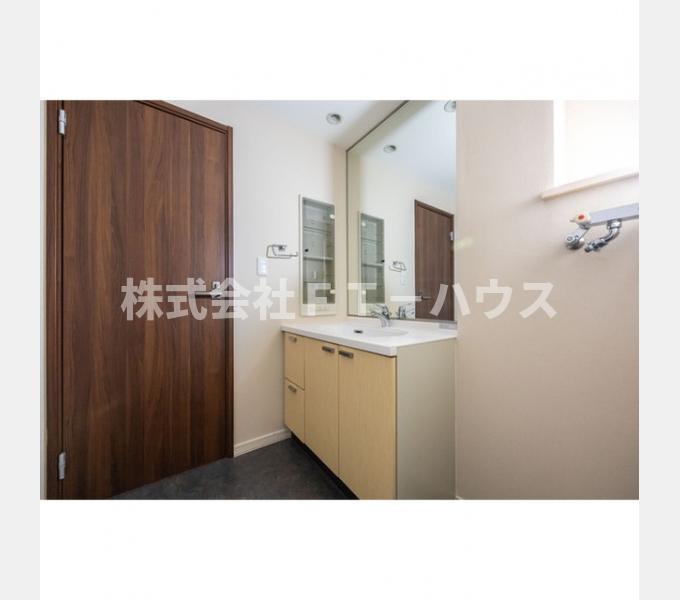 洗面設備　洗面設備