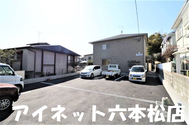 駐車場　駐車場にも空きがございます。