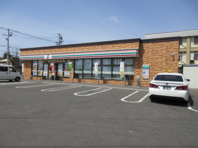 コンビニ　セブンイレブン帯広大通南28丁目店（コンビニ）まで674m