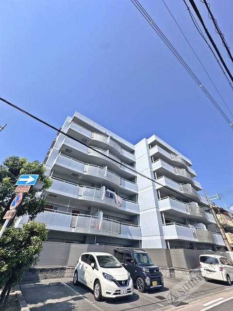 建物外観　駅まで７分の好立地♪