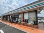 コンビニ　セブンイレブン直方感田店（コンビニ）まで667m