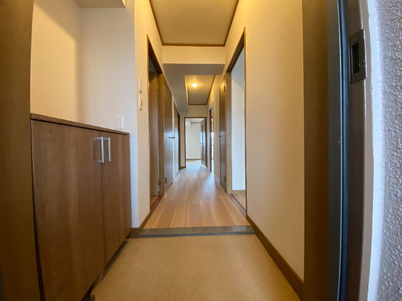 玄関　別部屋　同タイプ