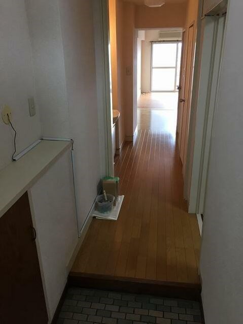 玄関　※別部屋の写真です