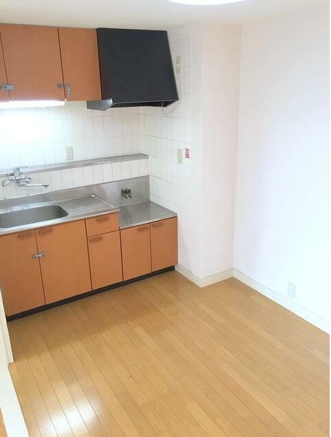 キッチン　※別部屋の写真です