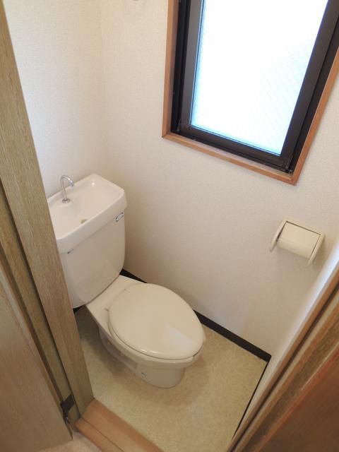 エステカーサ藤沢本町のトイレ写真