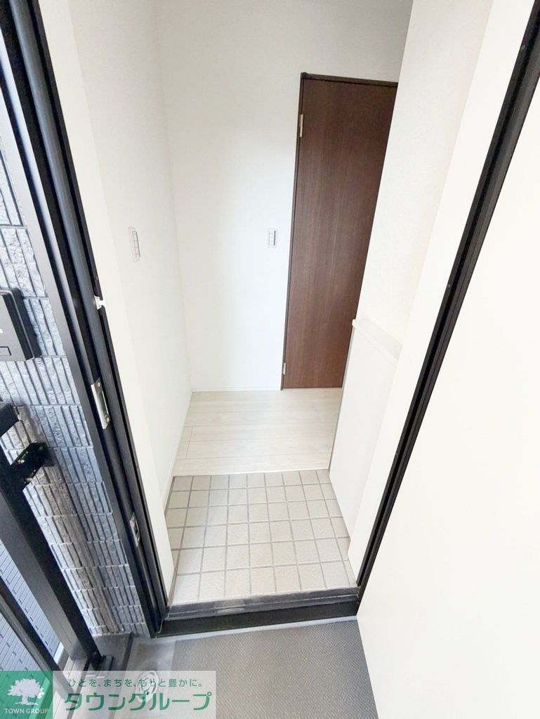 小田急江ノ島線 南林間駅 徒歩7分 3階建 新築の玄関写真