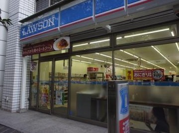 コンビニ　ローソン茅場町三丁目店（コンビニ）まで116m