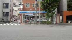 コンビニ　ローソン市谷仲之町店（コンビニ）まで328m