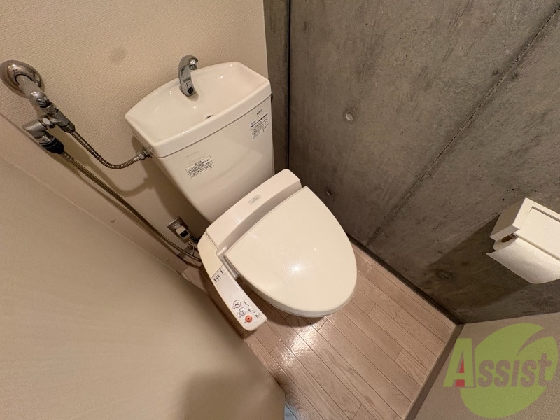 トイレ　トイレです。ウォシュレット付を探している方、おすすめです。