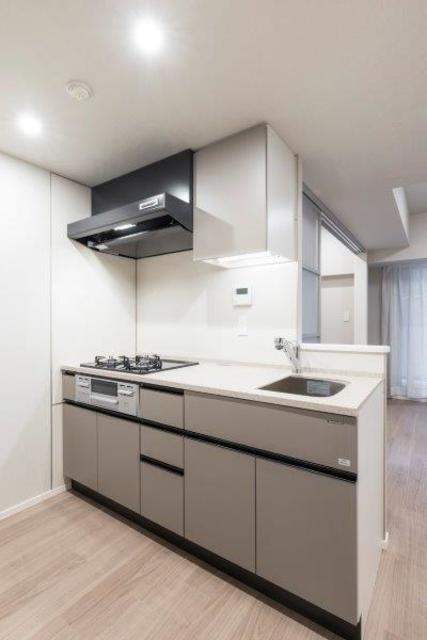 キッチン　※写真は同タイプ住戸です。