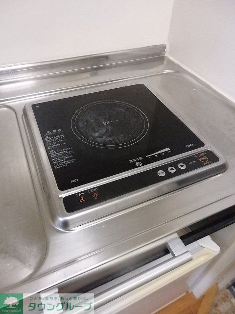 キッチン　1口電気コンロタイプです