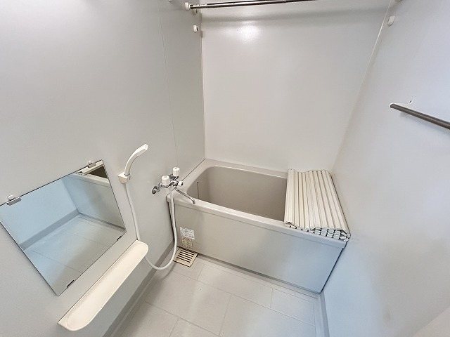 バス・シャワールーム　同物件別部屋の写真
