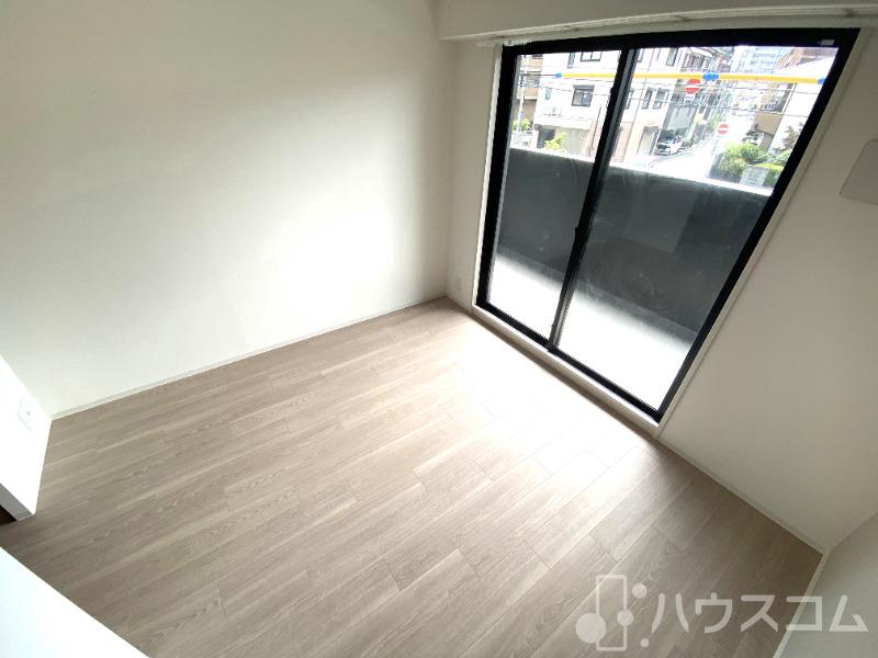 ＪＲ東西線 加島駅 徒歩5分 13階建 築1年の居間写真