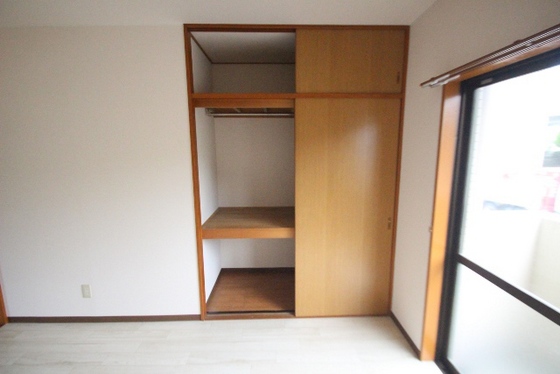 収納　※別部屋の写真です