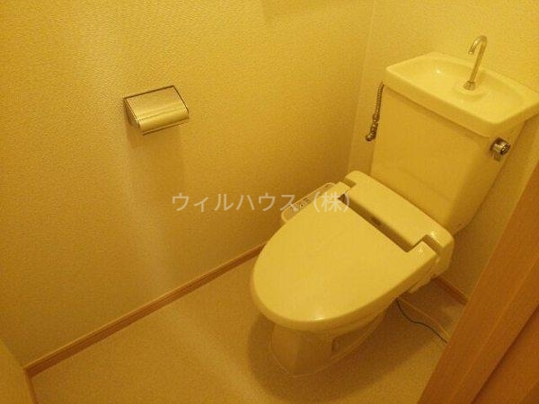 トイレ　ウォシュレット！
