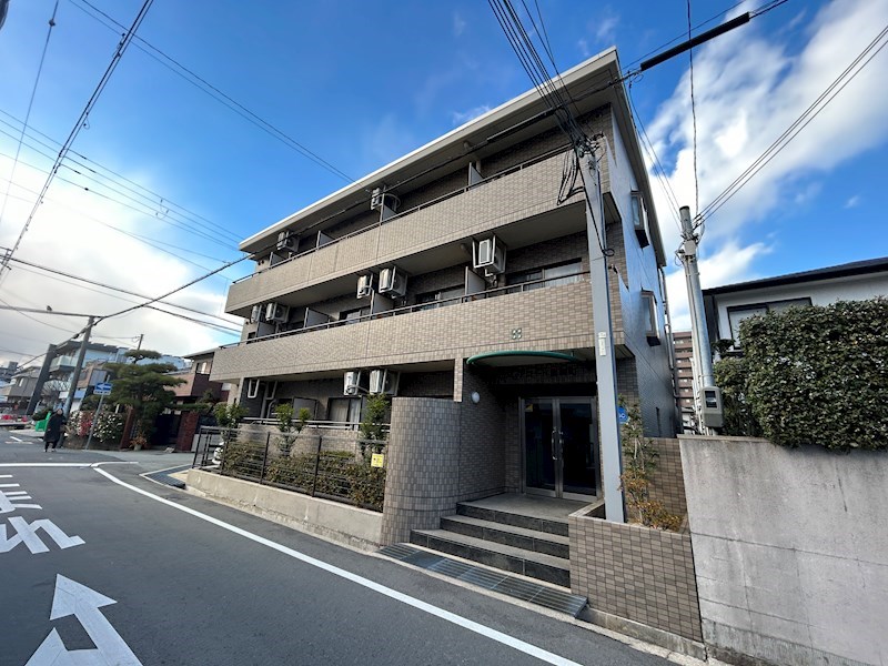 クレアコート産所町の外観写真