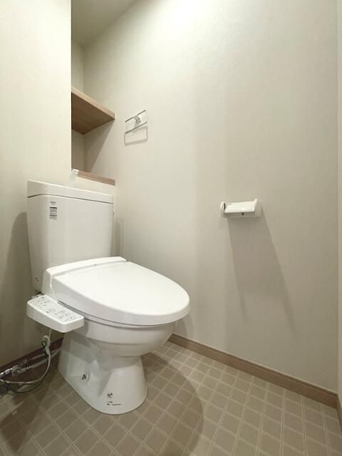 ＪＲ中央線 高円寺駅 徒歩10分 2階建 築1年のトイレ写真