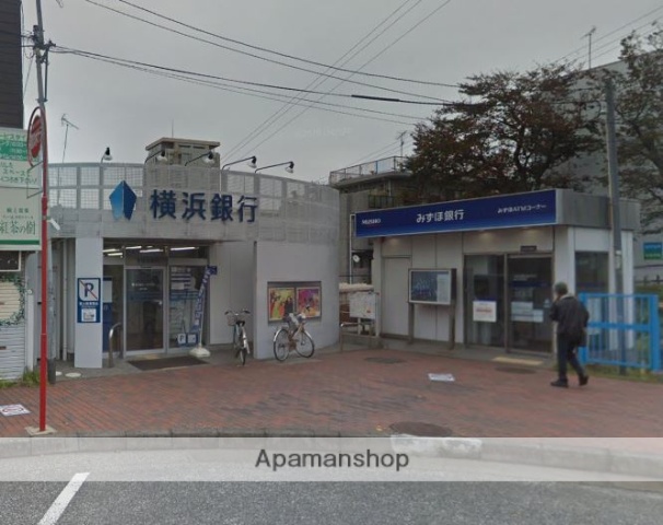 銀行　（株）横浜銀行／善行支店（銀行）まで317m