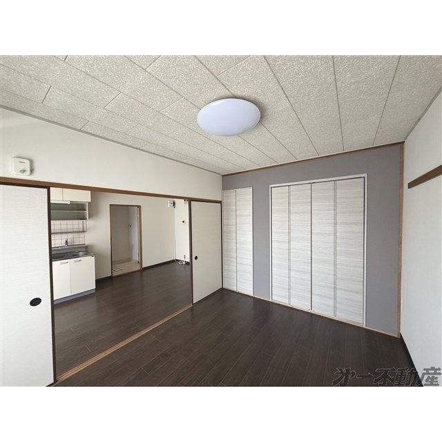 建物外観　洋室