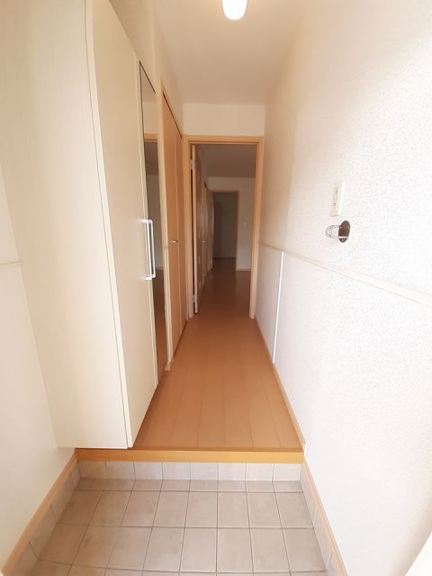 ウエスト ヴィラの玄関写真