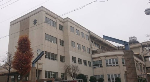 中学校　名古屋市立左京山中学校（中学校）まで1084m