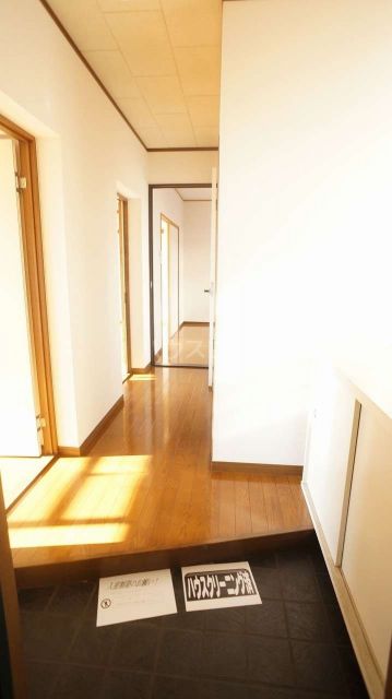 ヴィラ厚原 Iの玄関写真