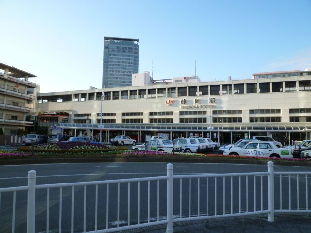 ＪＲ東海道本線 静岡駅 バス乗車時間：13分 最寄りバス停で下車 徒歩2分 3階建 築39年の周辺写真