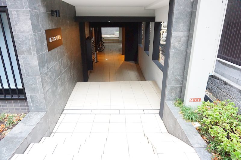 京王線 明大前駅 徒歩5分 4階建 築5年の外観写真