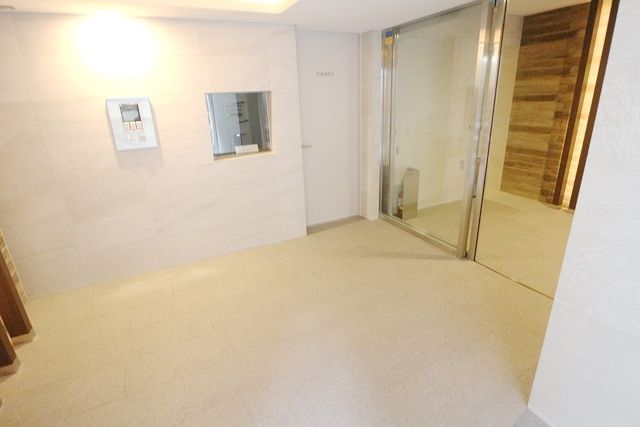 クレイシア三軒茶屋の外観写真