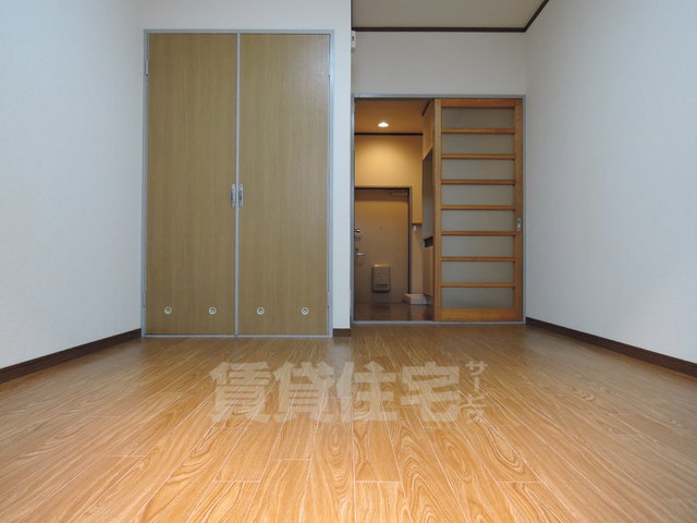 大橋コーポの居間写真