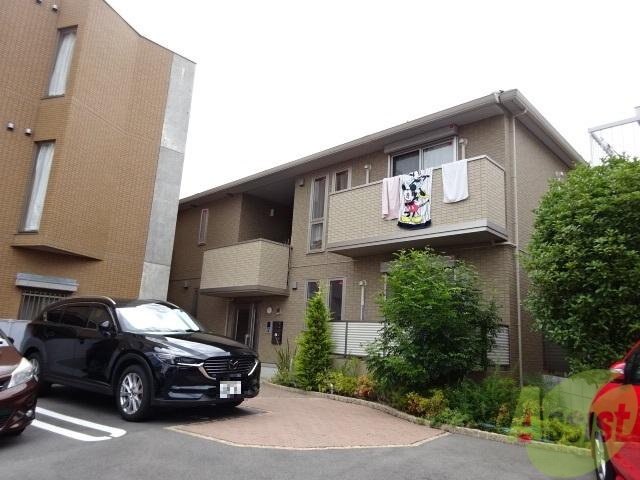建物外観　豊中市長興寺南「Ｃｈｅｚ　Ｎｏｉｘ長興寺」