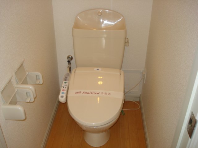 トイレ　シャワー付トイレ（イメージ）