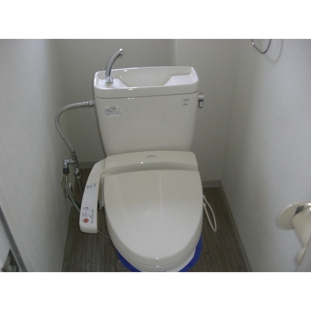 オリンピア寺町 B棟のトイレ写真