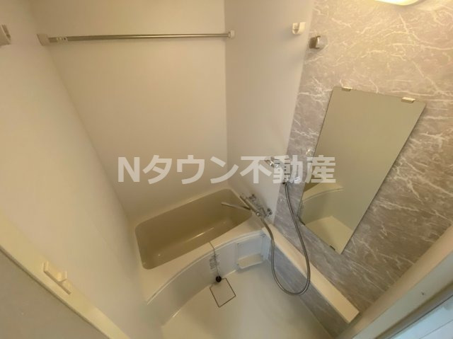 バス・シャワールーム　お風呂です