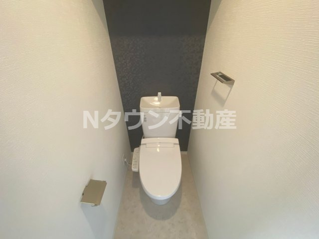 トイレ　落ち着いたトイレです