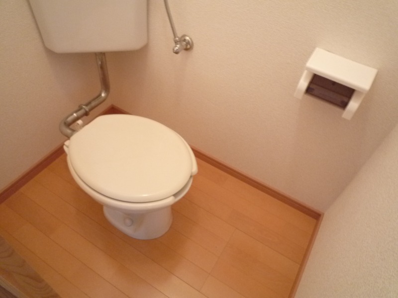 ＪＲ中央本線 鶴舞駅 徒歩9分 3階建 築47年のトイレ写真