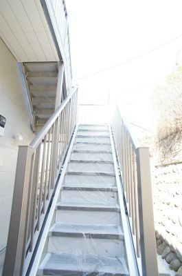 ブルーライン 三ツ沢上町駅 徒歩11分 2階建 築11年の外観写真