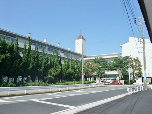 ＪＲ京浜東北線 石川町駅 バス乗車時間：17分 最寄りバス停で下車 徒歩5分 2階建 築23年の周辺写真
