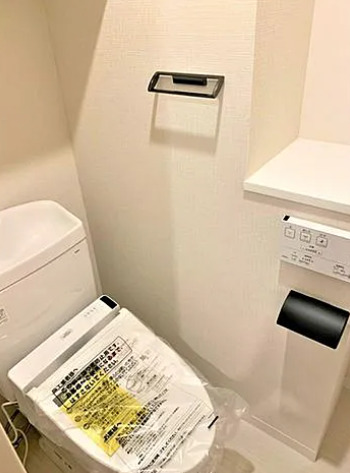 京成押上線 八広駅 徒歩9分 5階建 築5年のトイレ写真