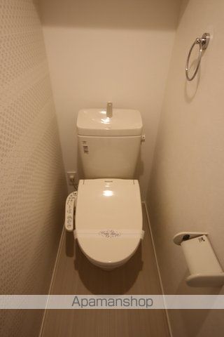 阪急宝塚線 蛍池駅 徒歩10分 2階建 築10年のトイレ写真