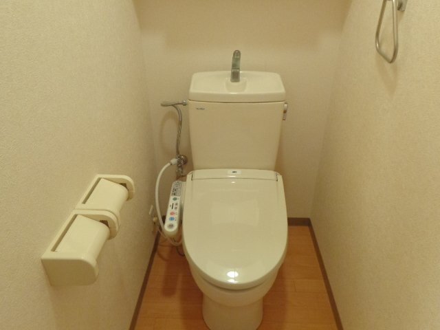トイレ　シャワー付トイレ